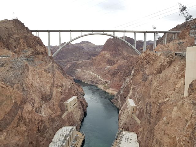 Mike O'Callaghan Pat Tillman Memorial bridge