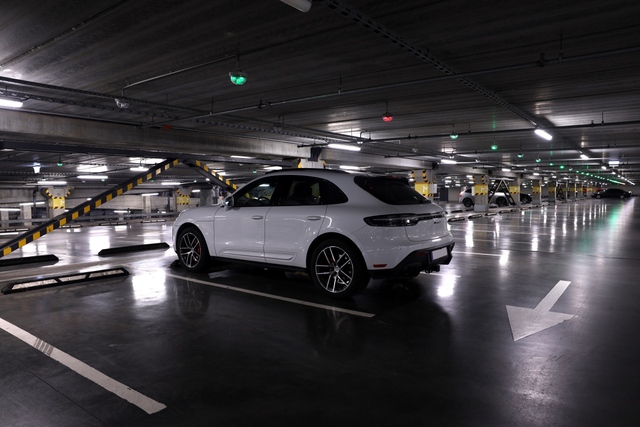 2023-2026 porsche macan s carrera white metallic multistory garage scene