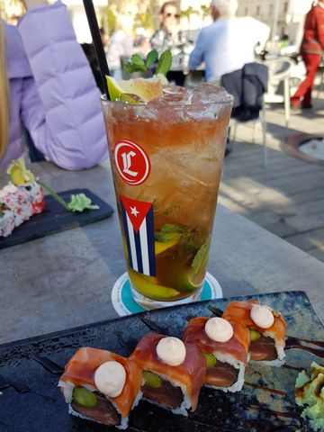 Properly nice sushi and the Mojito!